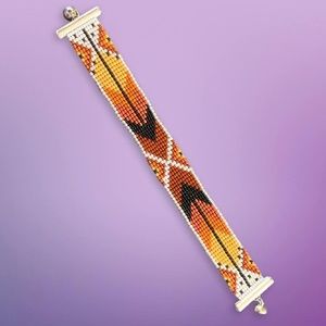 NWOT Two Feathers Handmade Seed Bead Bracelet